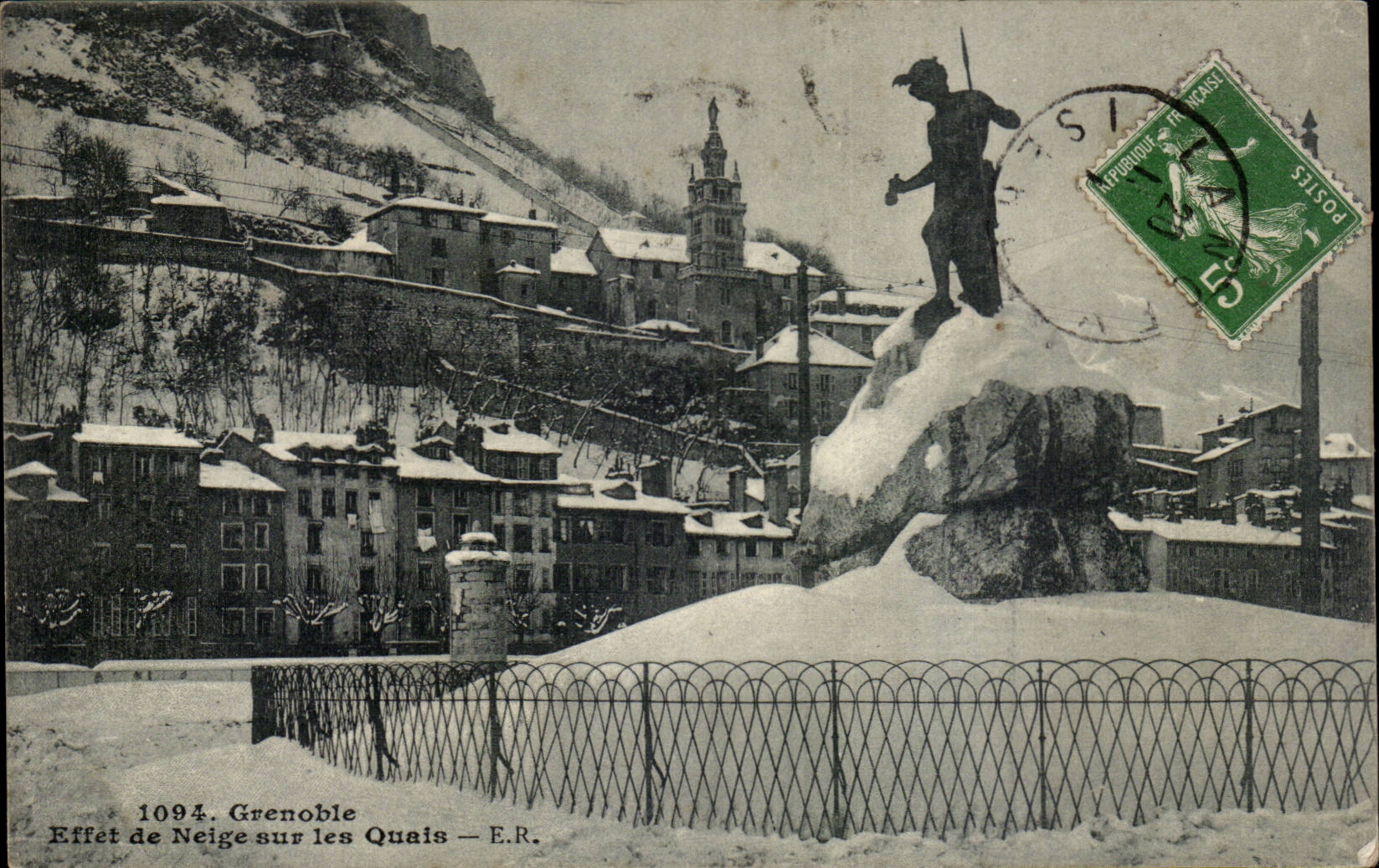 Grenoble CPA Effect of snow on the quays