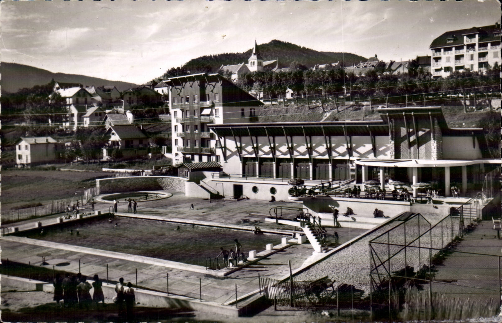 Villard de Lans MODERN CARD the swimming pool