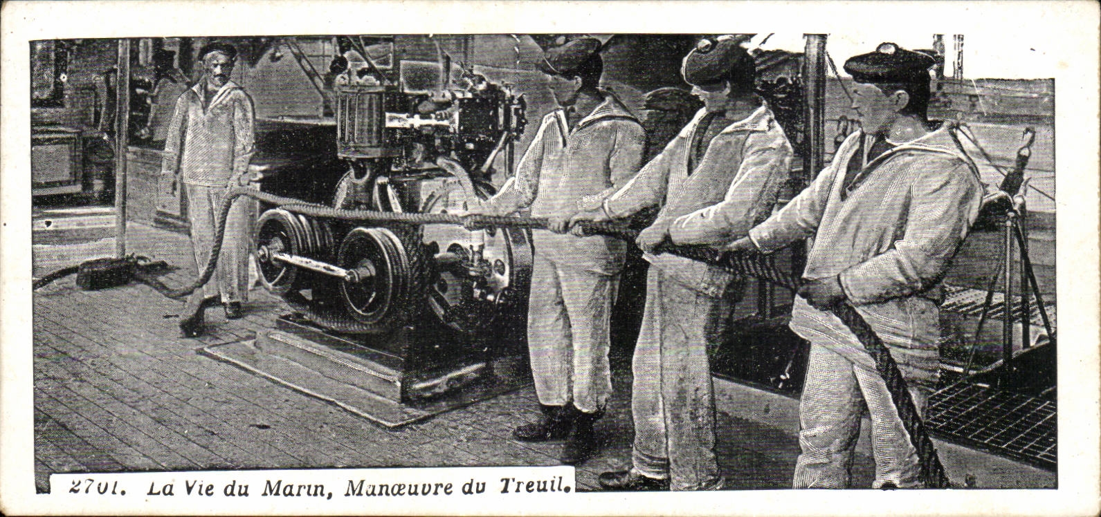 CPA French Marine the life of sailor Operates Winch (boat boat ship war)
