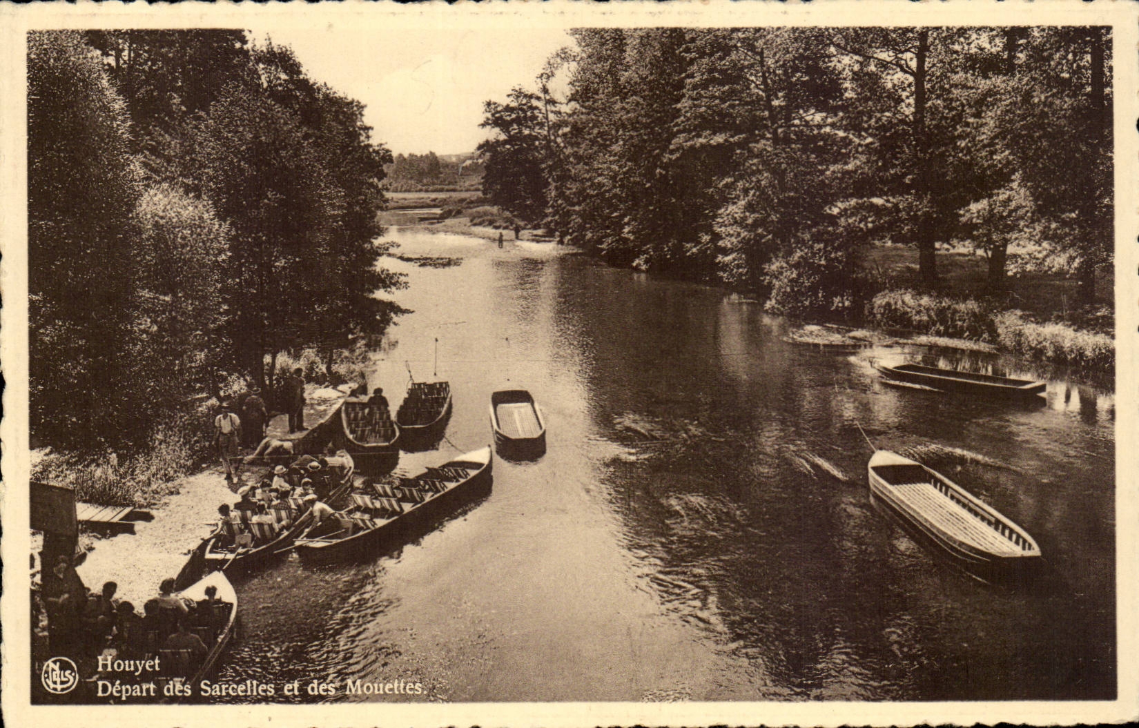 CPA Belgium Belgie Houyet Departure of Sarcelles and the Gulls (boat)