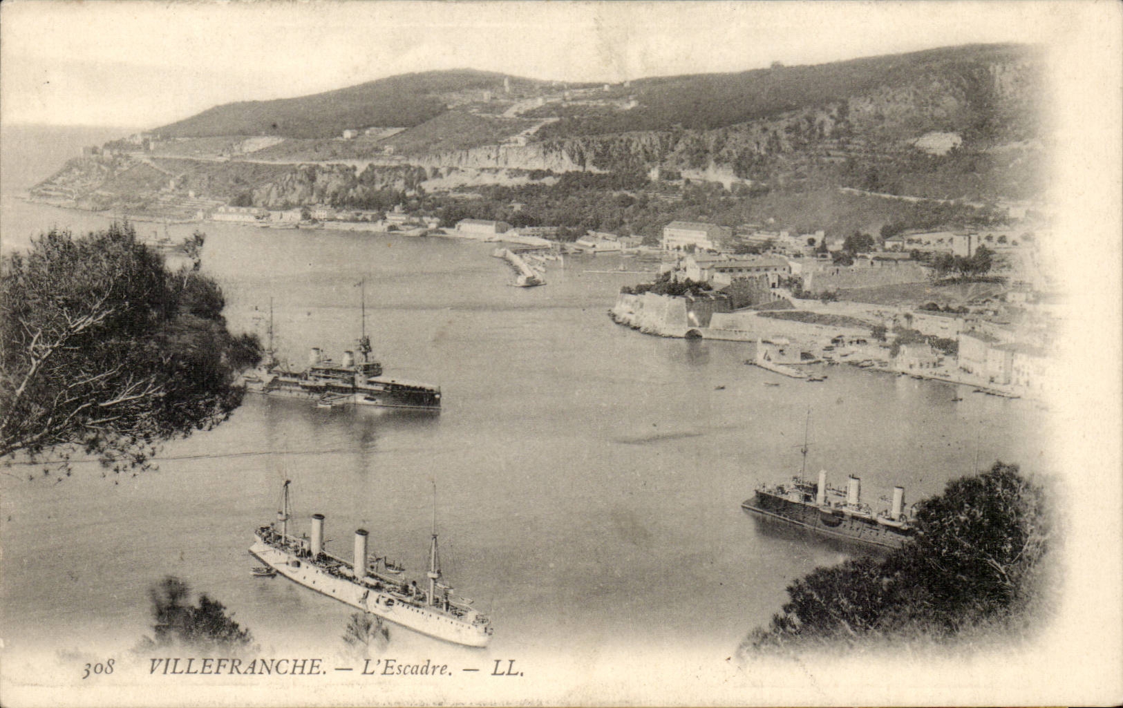 Villefranche on Sea - the Squadron - boat - boat - CPA