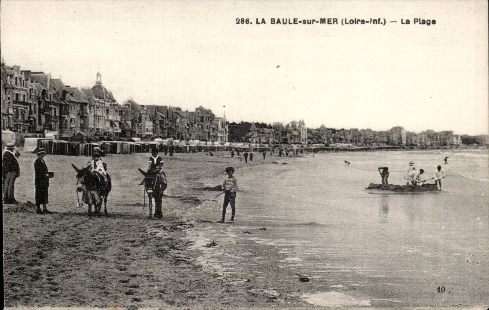 La Baule on Sea CPA the beach (ass donkey)