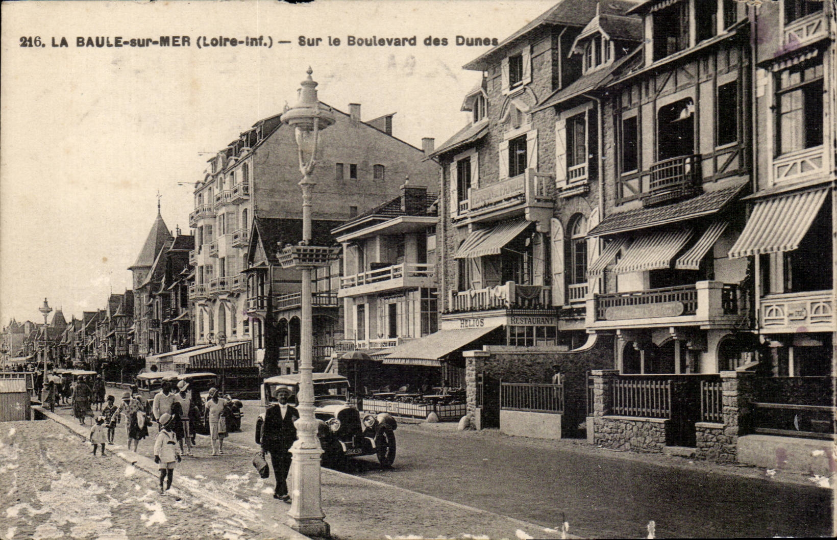 La Baule on Sea CPA On the boulevard of the Dunes