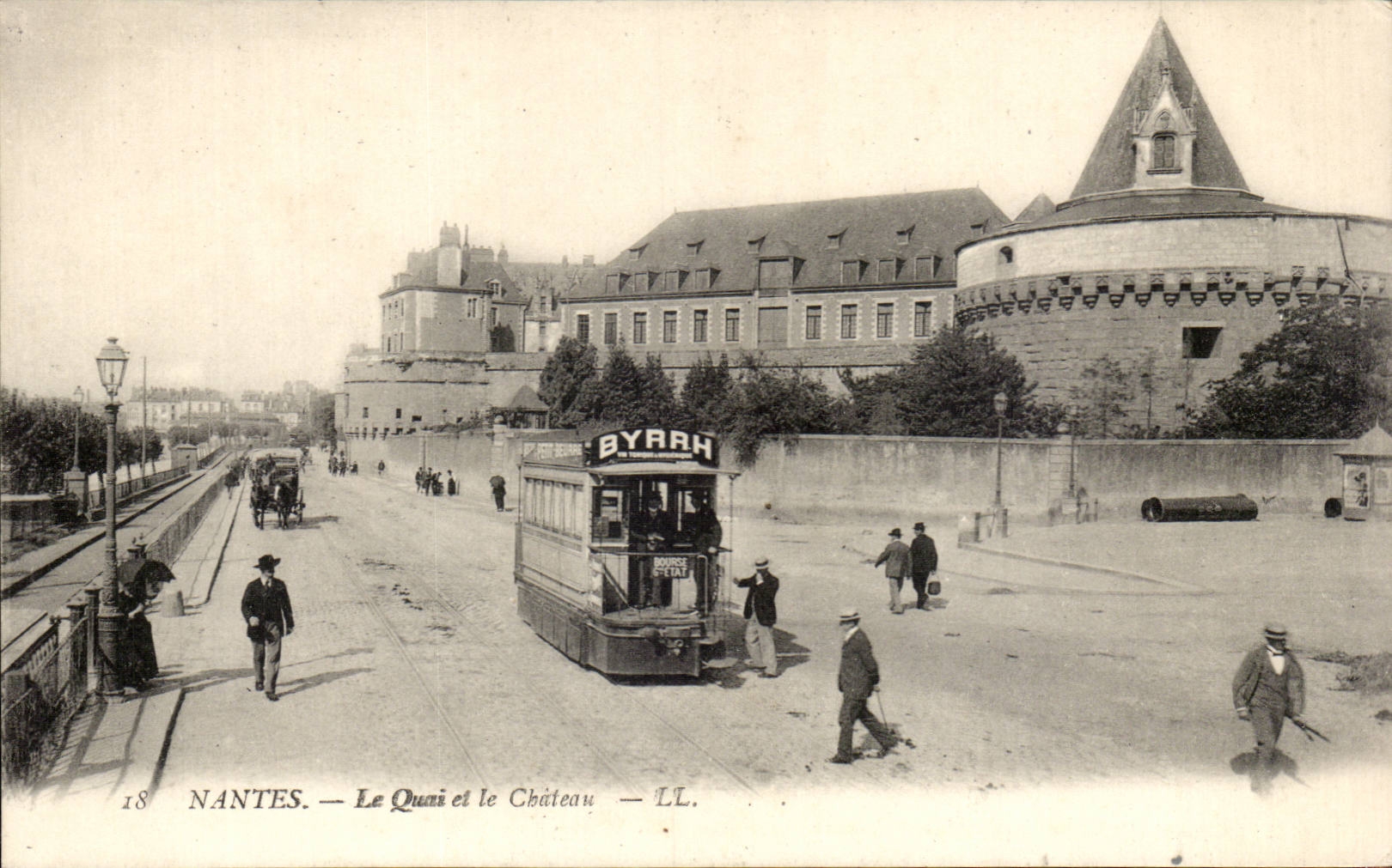 Nantes CPA the quay and the castle