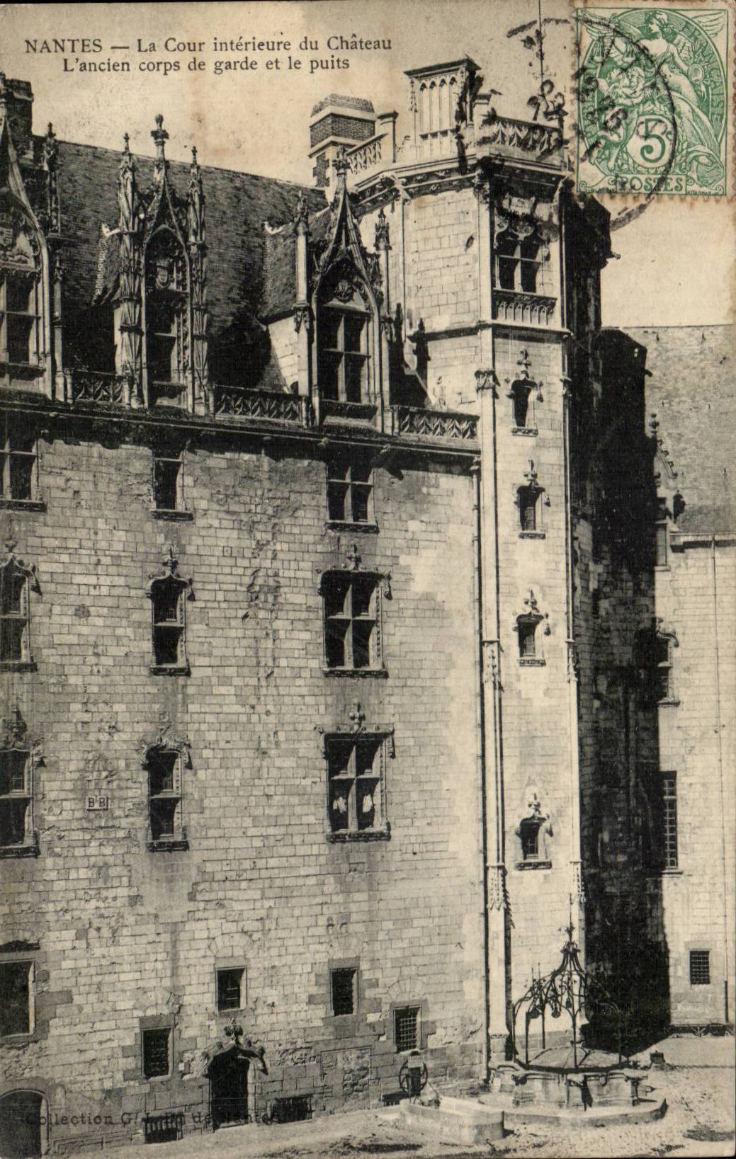 Nantes CPA interior court of the castle the old body of guard and the well