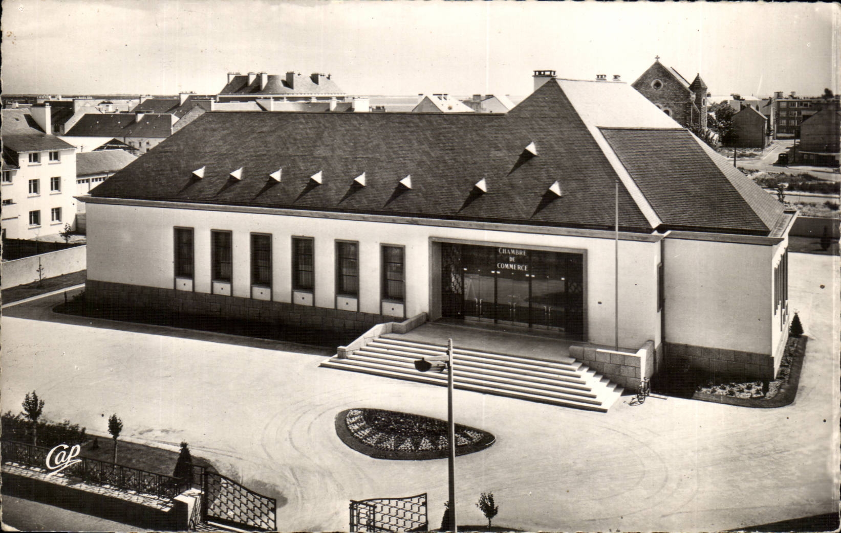 Nazaire saint MODERN CARD the Chamber of Commerce (Jacques Chaney and Jen Guay)
