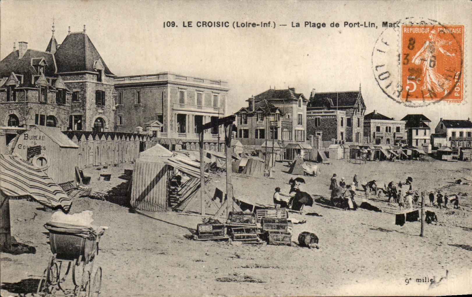 Croisic CPA the beach of Port Flax (cage has lobsters)