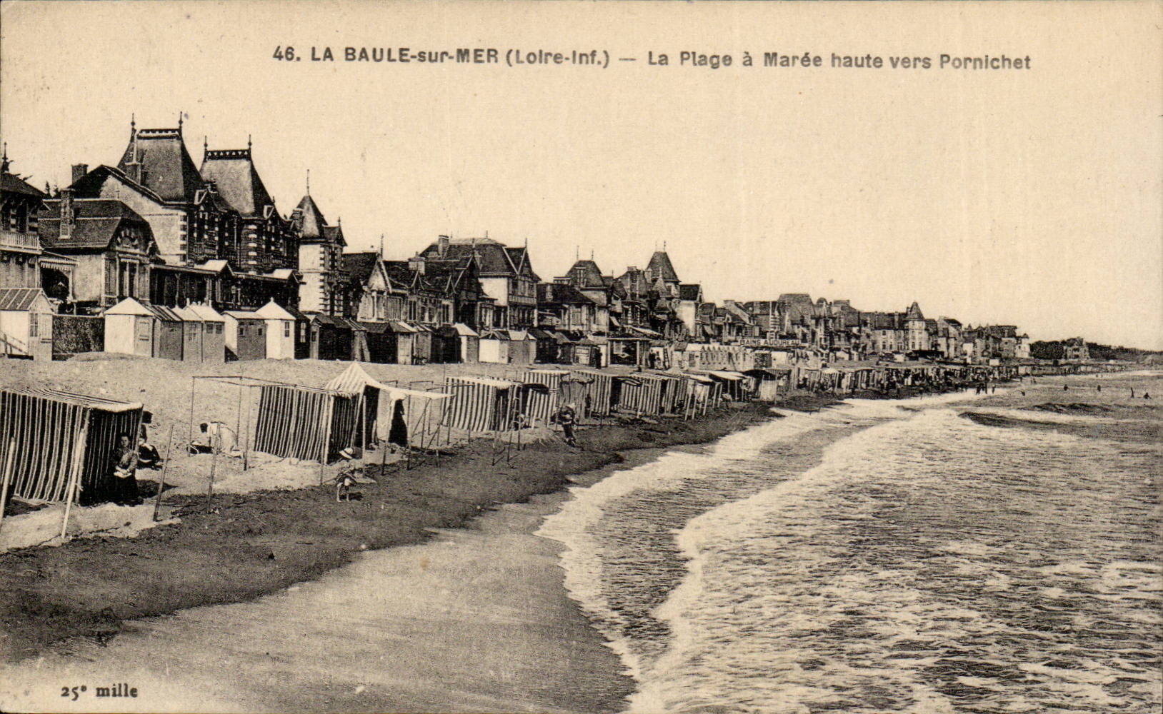 La Baule on sea CPA the beach has high tide towards Pornichet