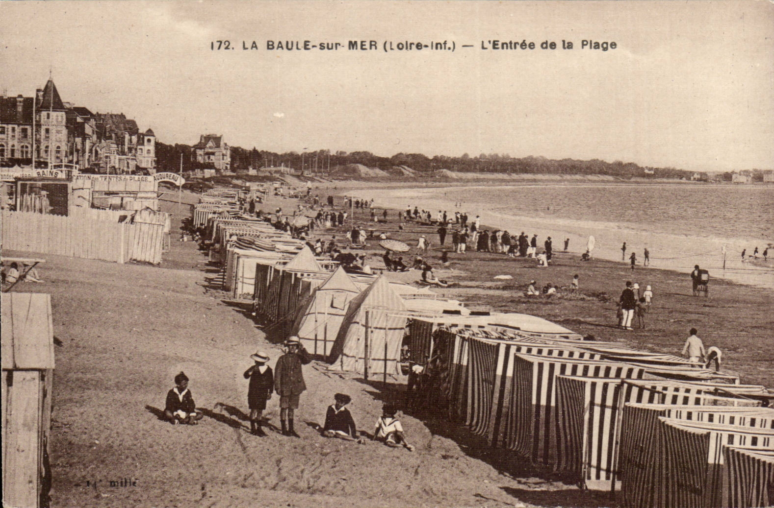 Baule on sea CPA Entering of the beach