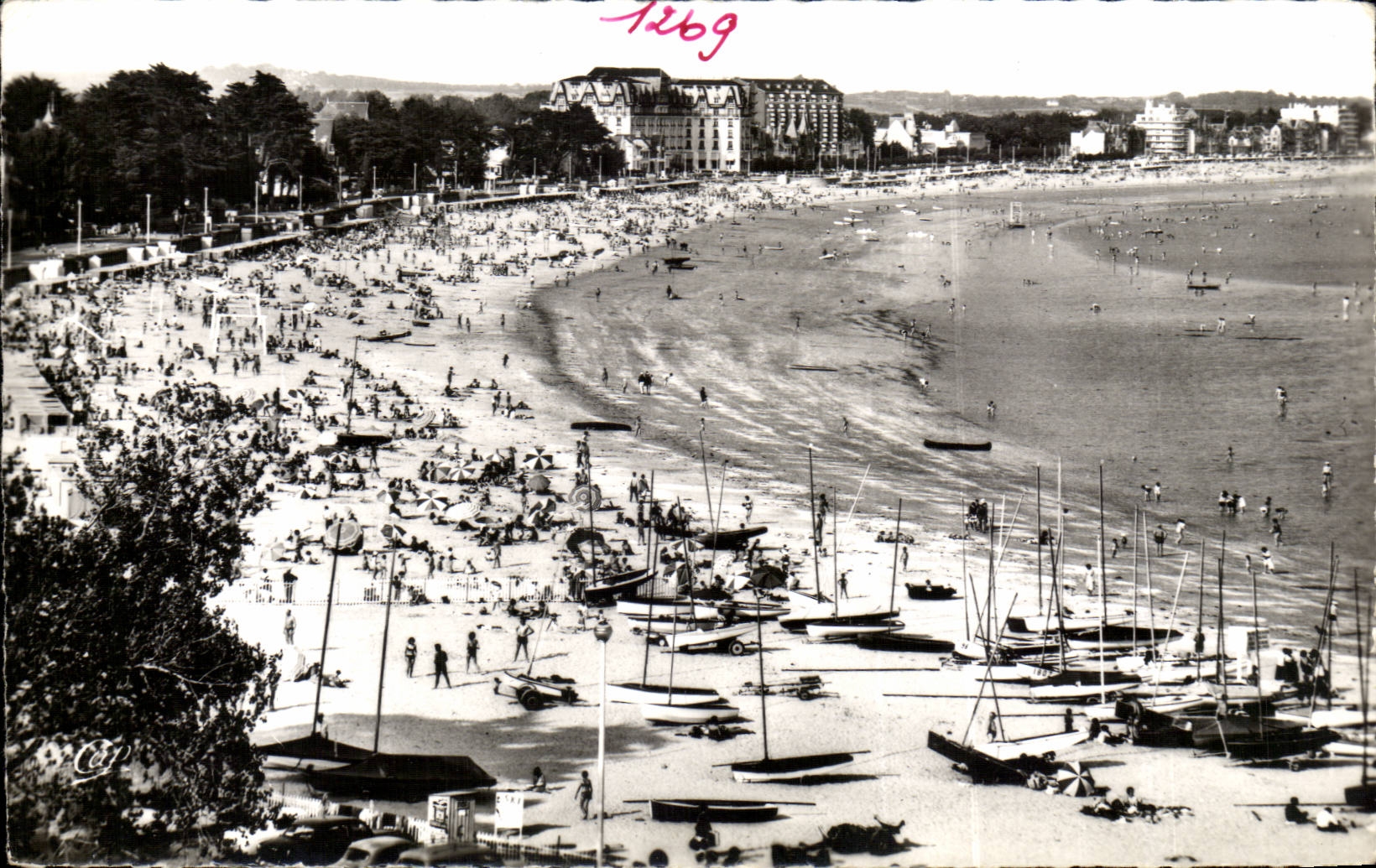 Baule CPA the beach Benoit seen from of the building