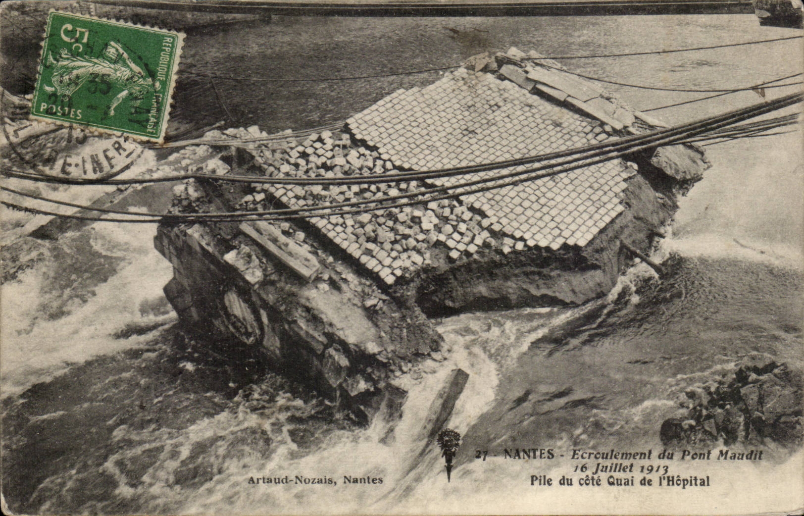 Nantes CPA Ecroulement of the bridge Curses Pile July 16th 1913 Quai dimension of the hospital