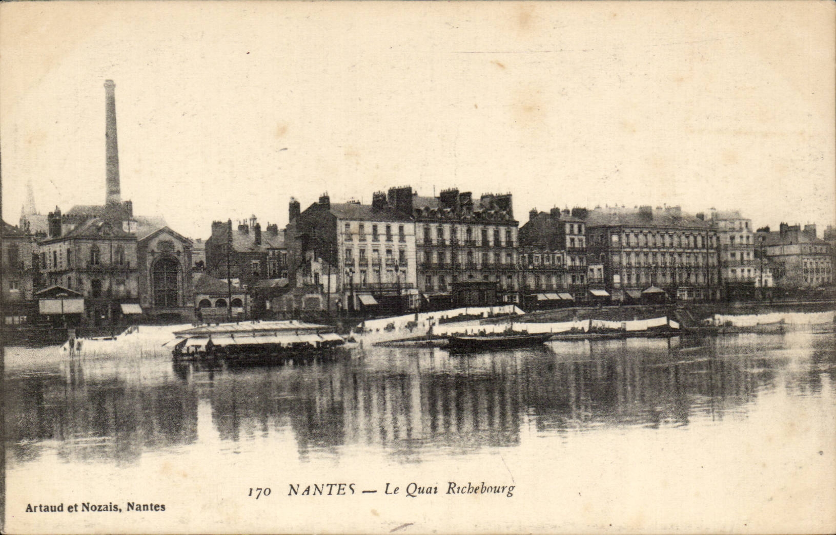 CPA Nantes the Richebourg quay