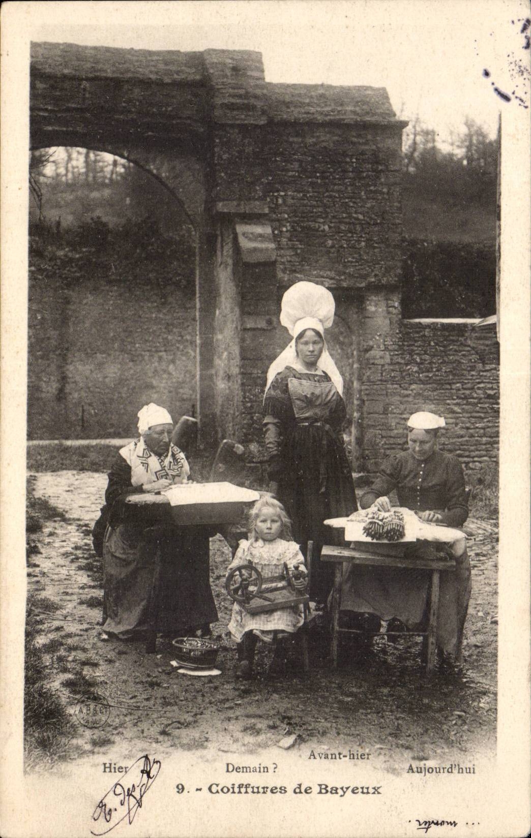 CPA Hairstyle of Bayeux (cap folklore)