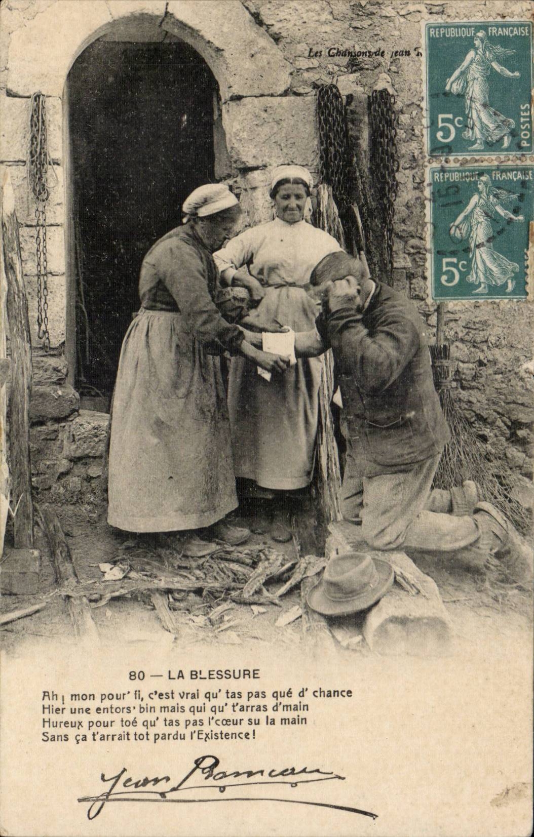 CPA the wound Jean Branch (folklore caps costume child)