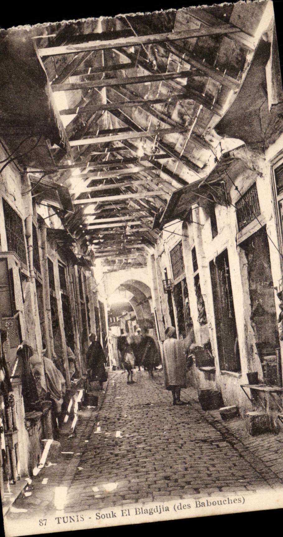 Tunisia Tunis CPA Souk El Blagdjia of the Turkish slippers