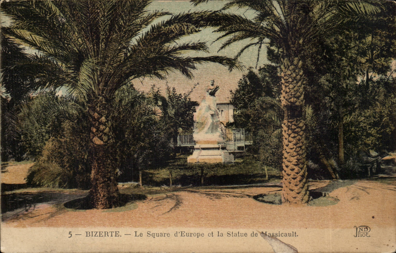 Tunisia CPA the public garden of Europe and Statue of Massicault (palm trees)