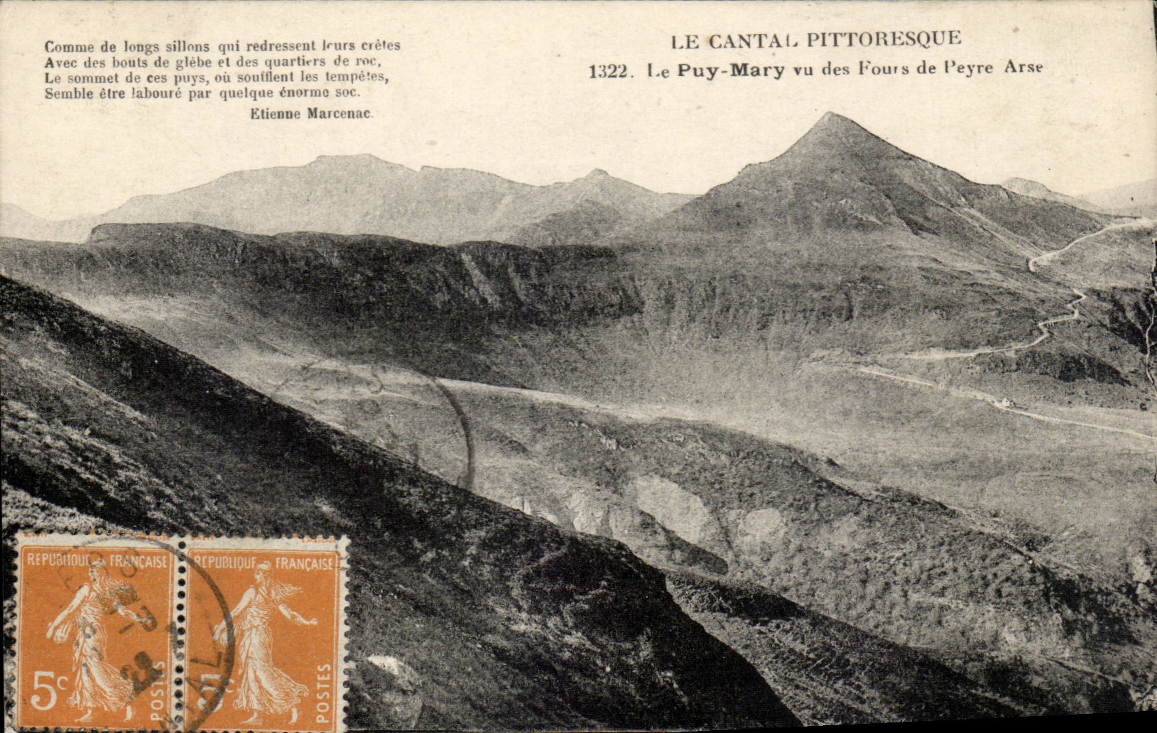 CPA Cantal Puy Mary seen of the Furnaces of Peyre Arse