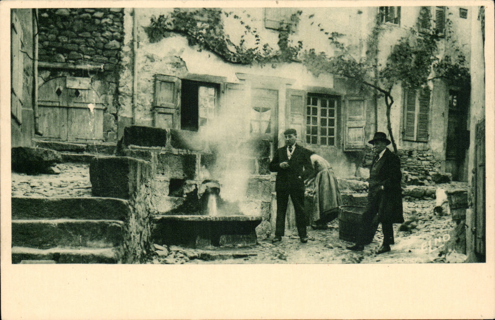 CPA Chaudesaigues the hot fountain with By