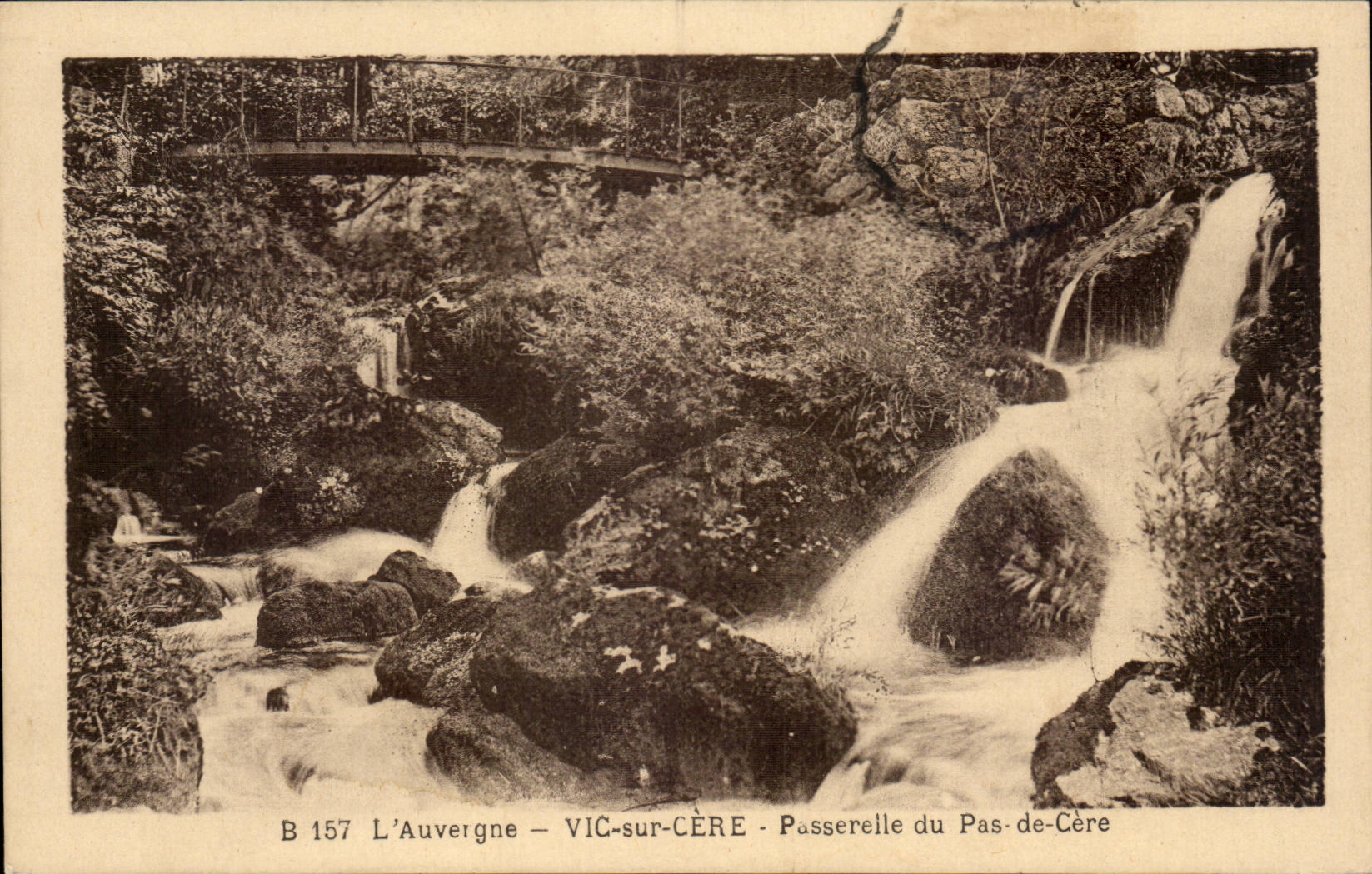 Auvergne CPA Vic on Cere Footbridge of the No Cere