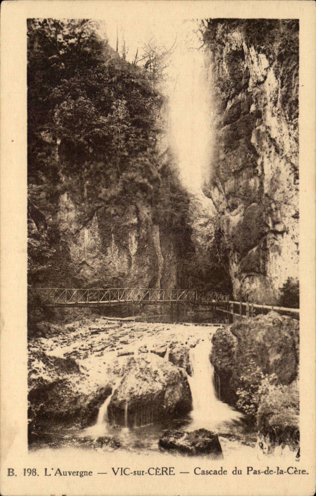 Auvergne Vic on Vere CPA Cascades of the Step of Cere