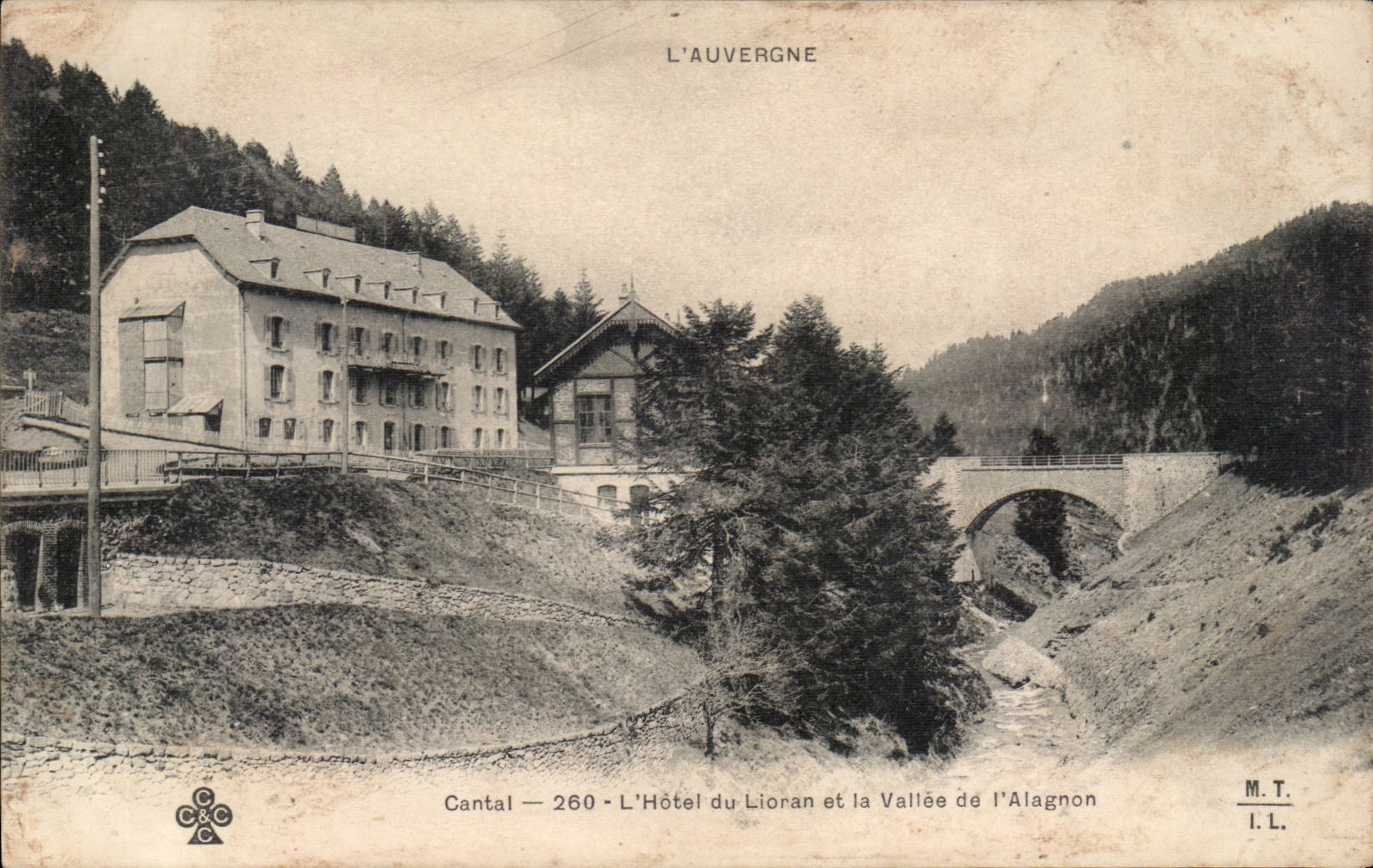 Auvergne Cantal CPA the hotel of Lioran and the valley of the aRagnon