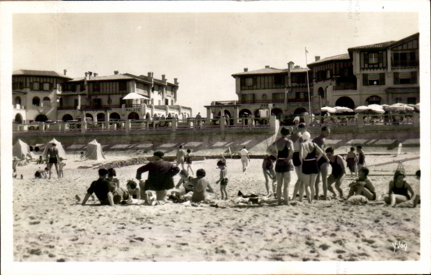 Hossegor MODERN CARD the beach
