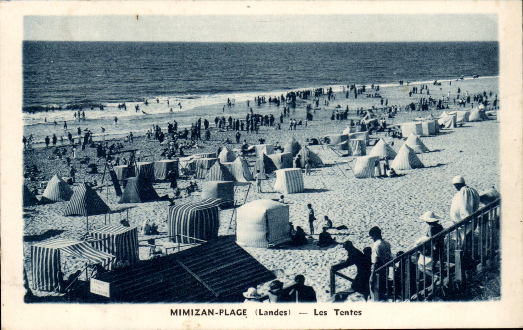 Mimizan Beach CPA tents