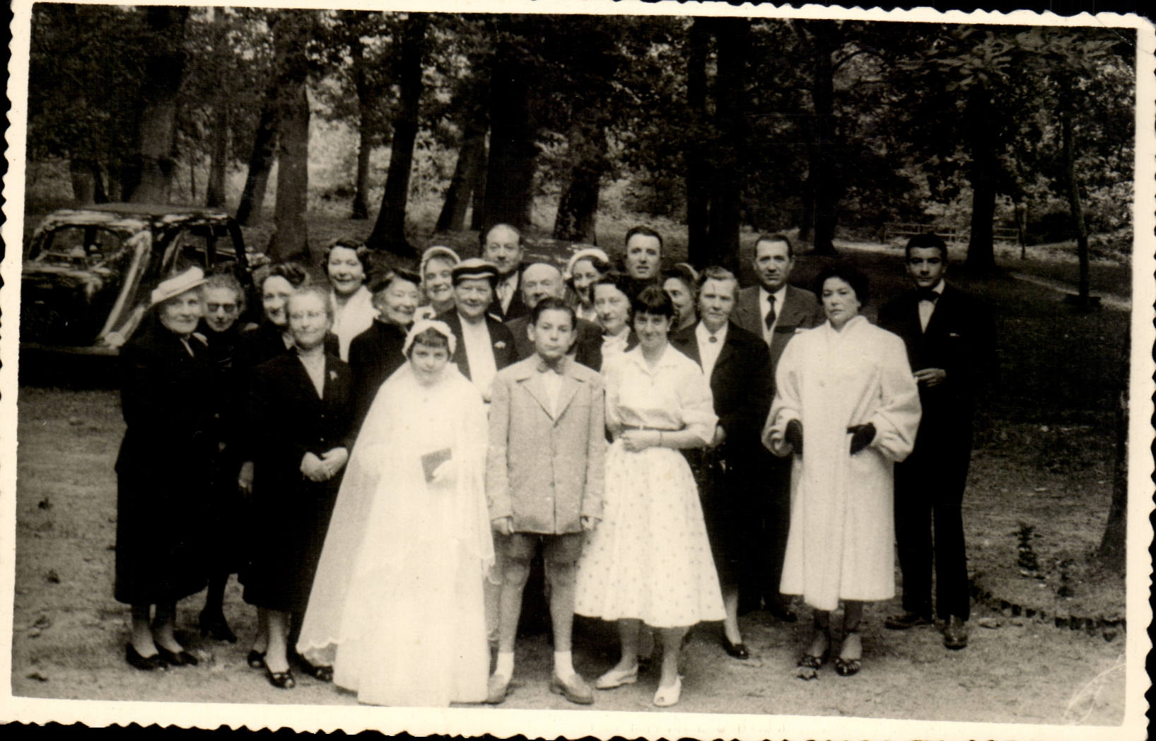 CARTE PHOTO Communion de Marie France a Dax