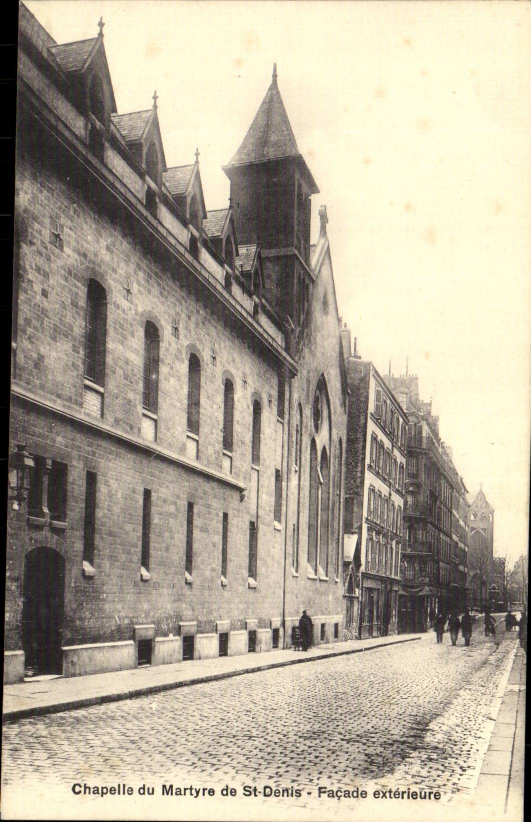 Paris CPA Chapelle du martyre de st Denis Facade exterieure