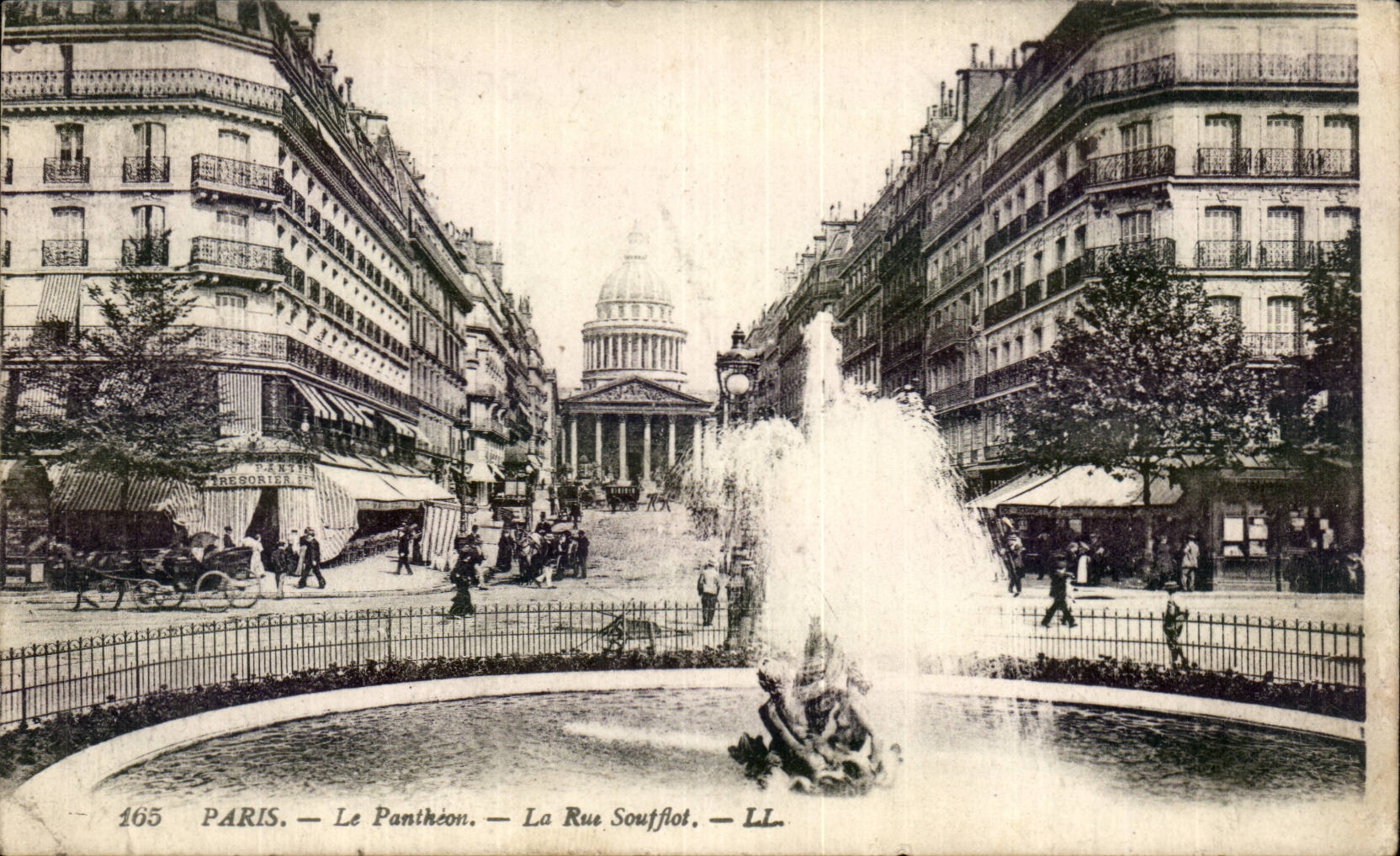 Paris CPA the Pantheon the street Soufflot