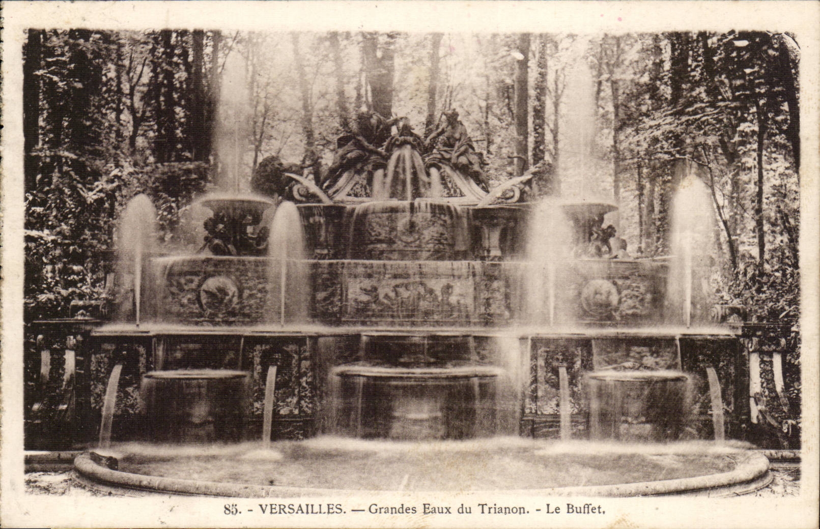 Versailles CPA Large water of Trianon the dresser