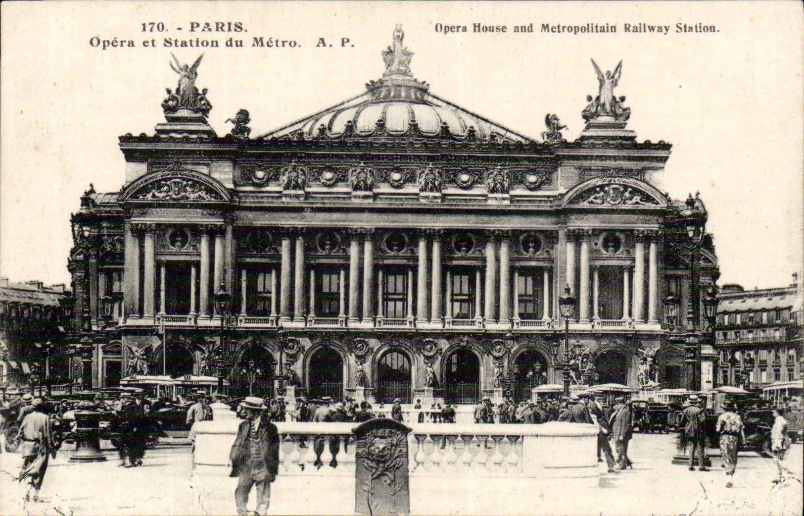 Paris CPA L'opera et station du Metro