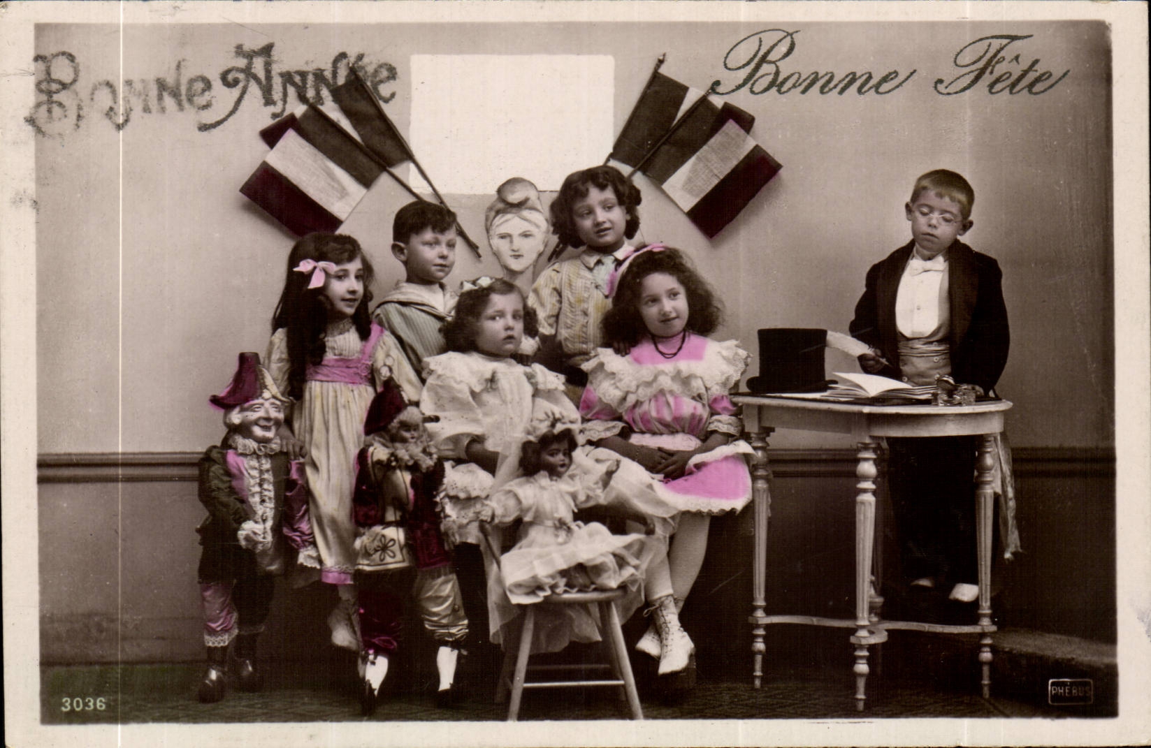 Das CPA Phantasie-Kind-gluckliche neue Jahr gut feiert Marionnettes Marionette