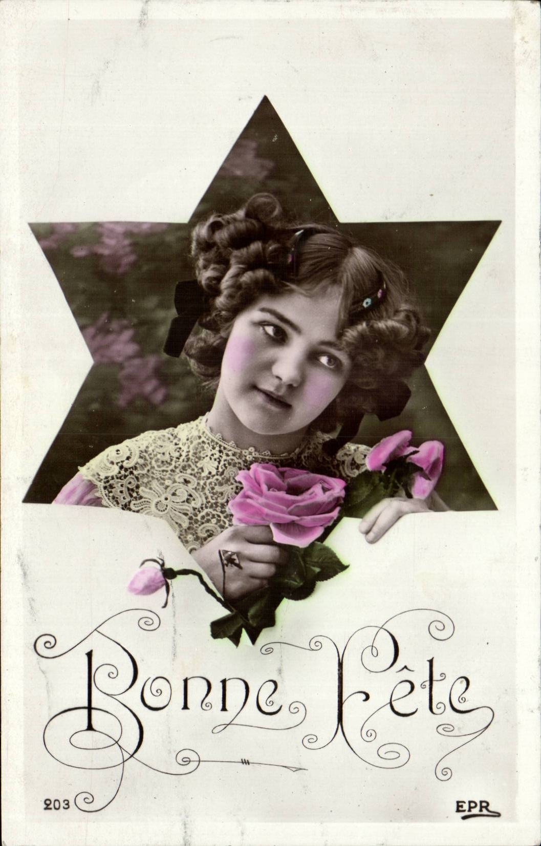 CPA Phantasie-gute Frau feiert