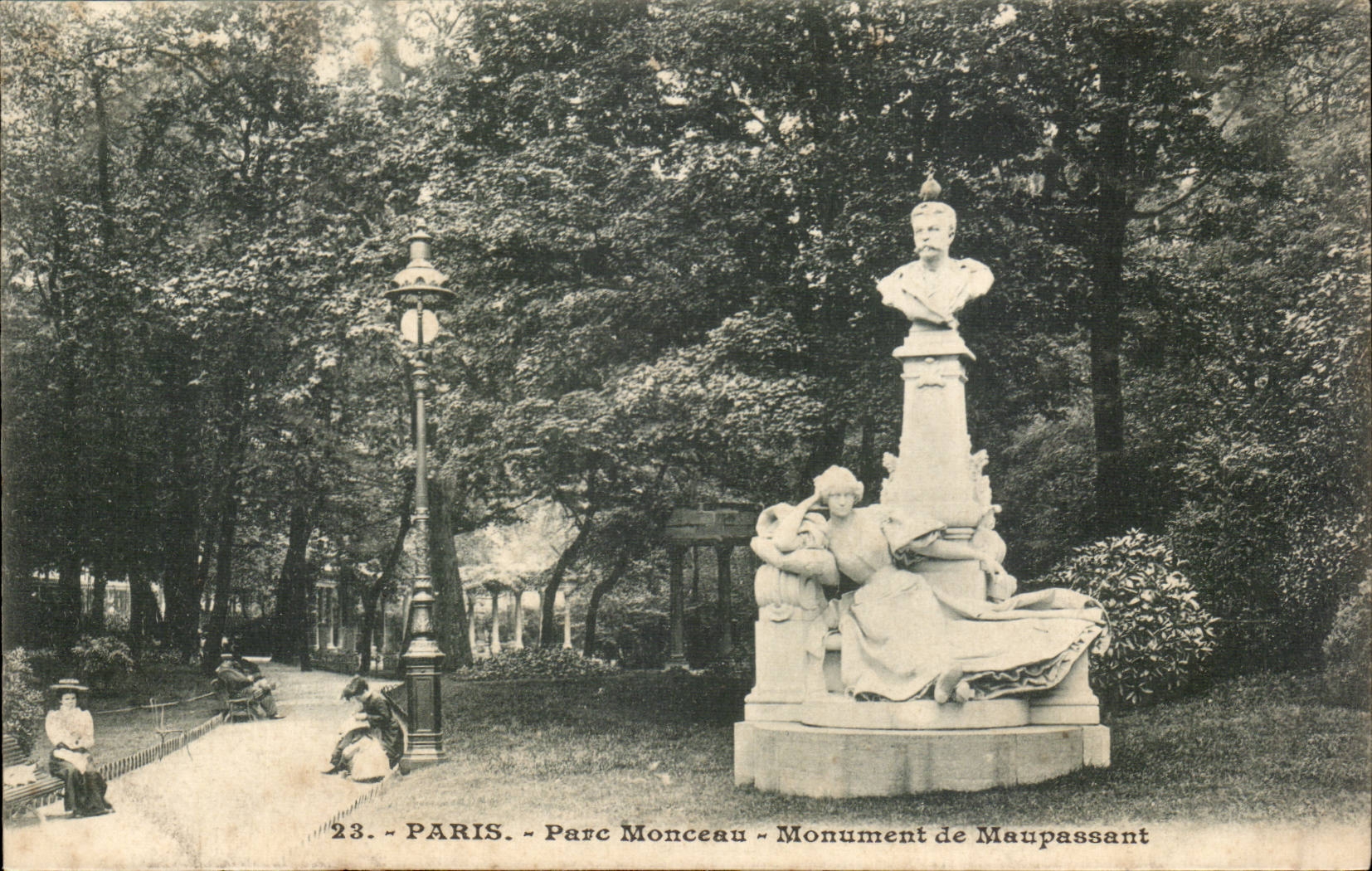 Paris CPA Park Heap Monument of Monpassant
