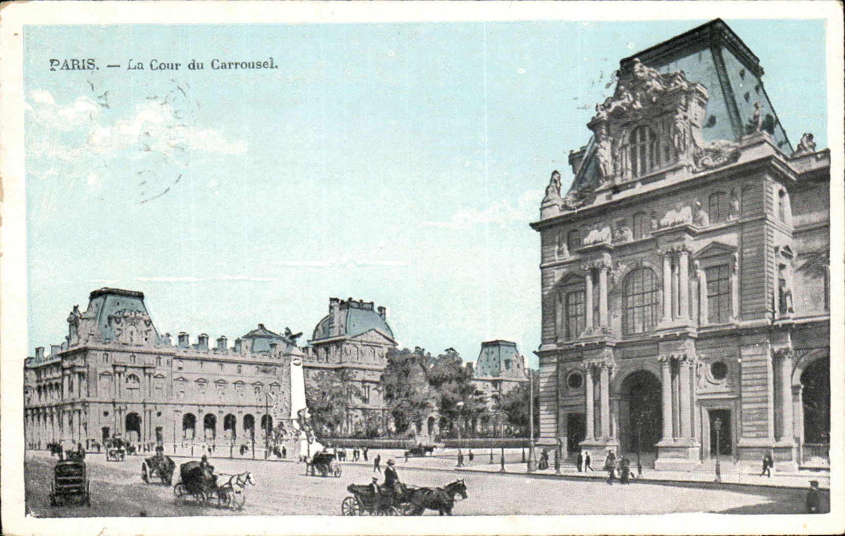 Paris CPA La cour du Carrousel