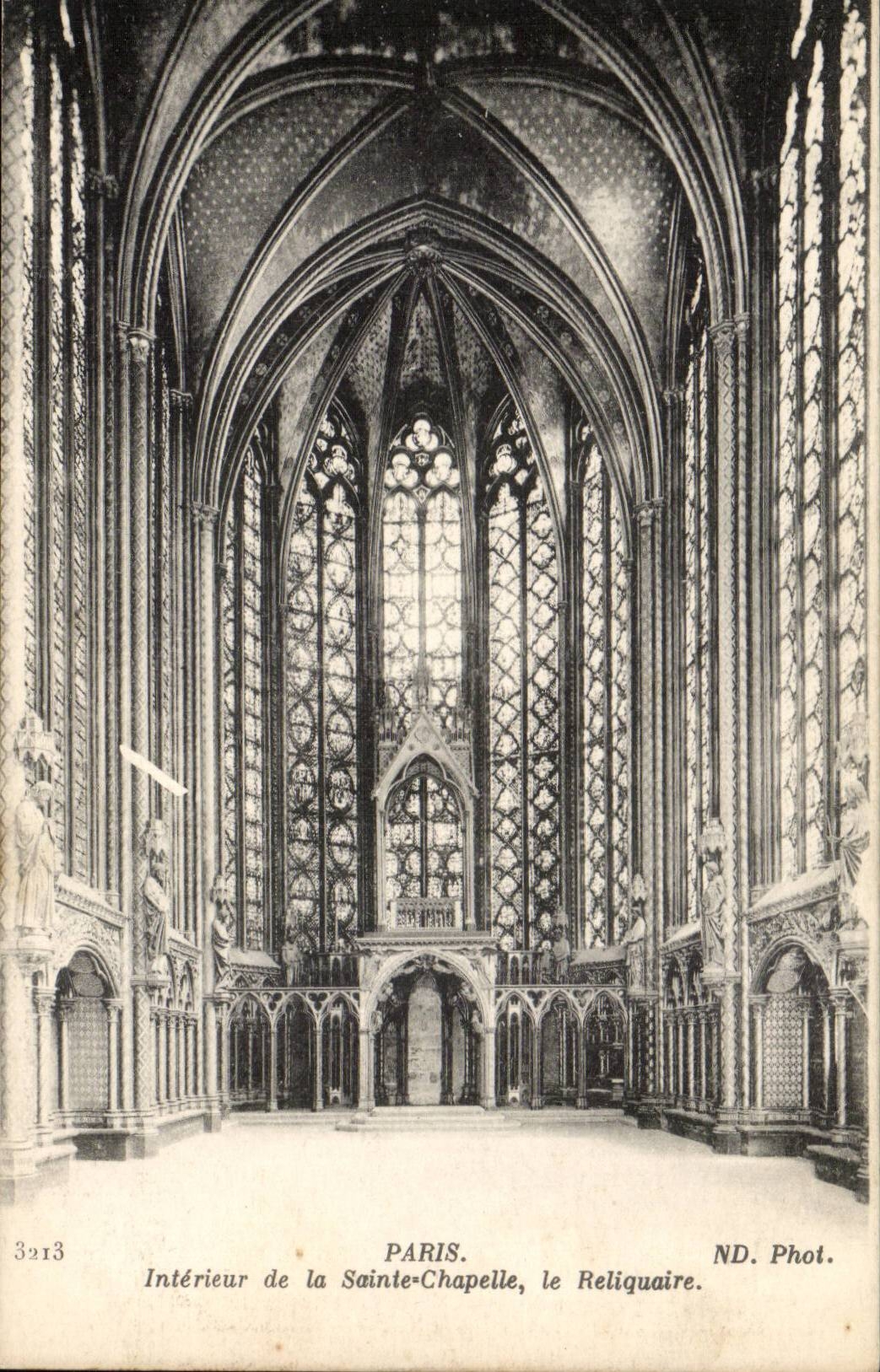 Paris CPA Interieur de la Ste Chapelle Le reliquaire