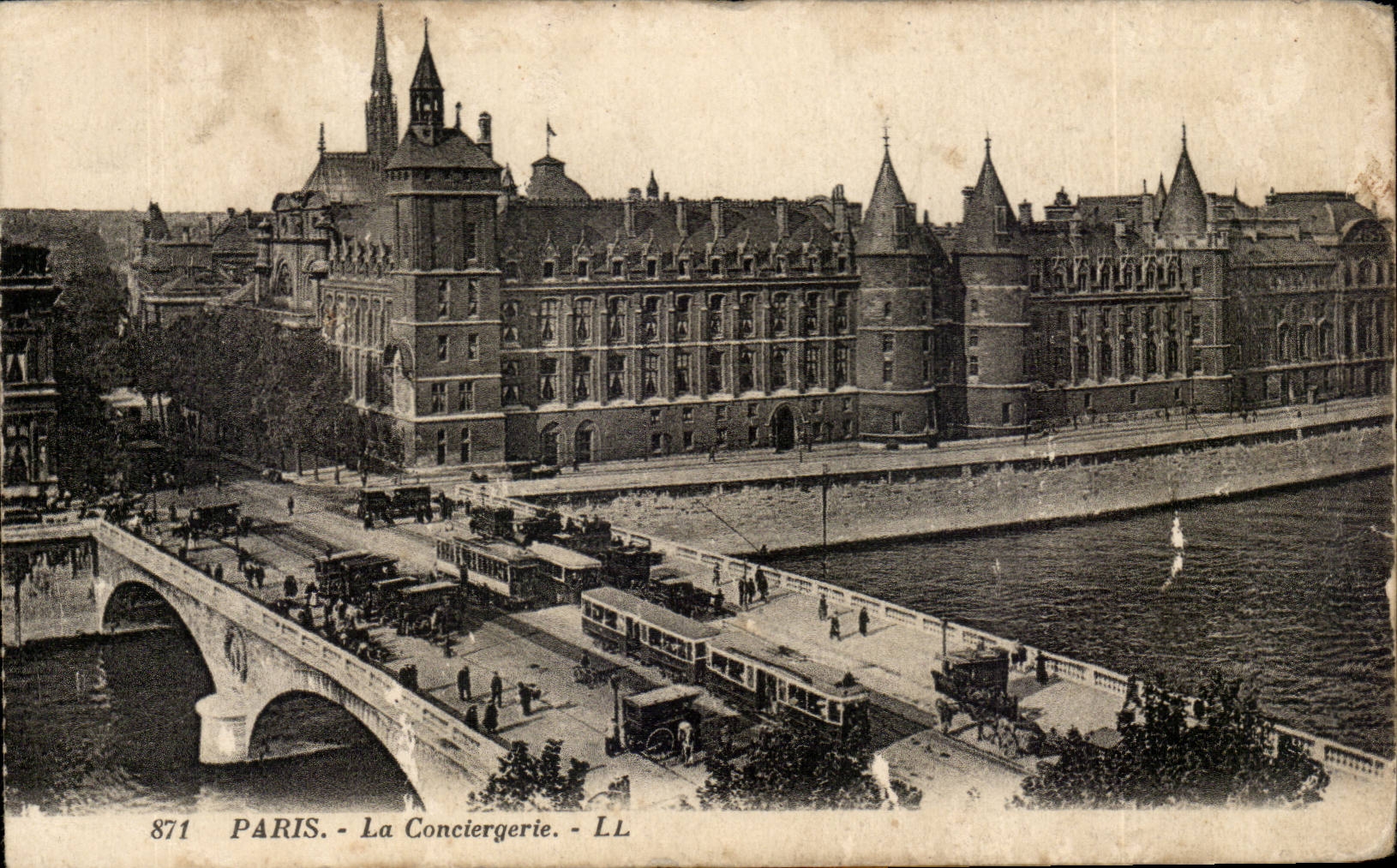 Paris CPA la conciergerie