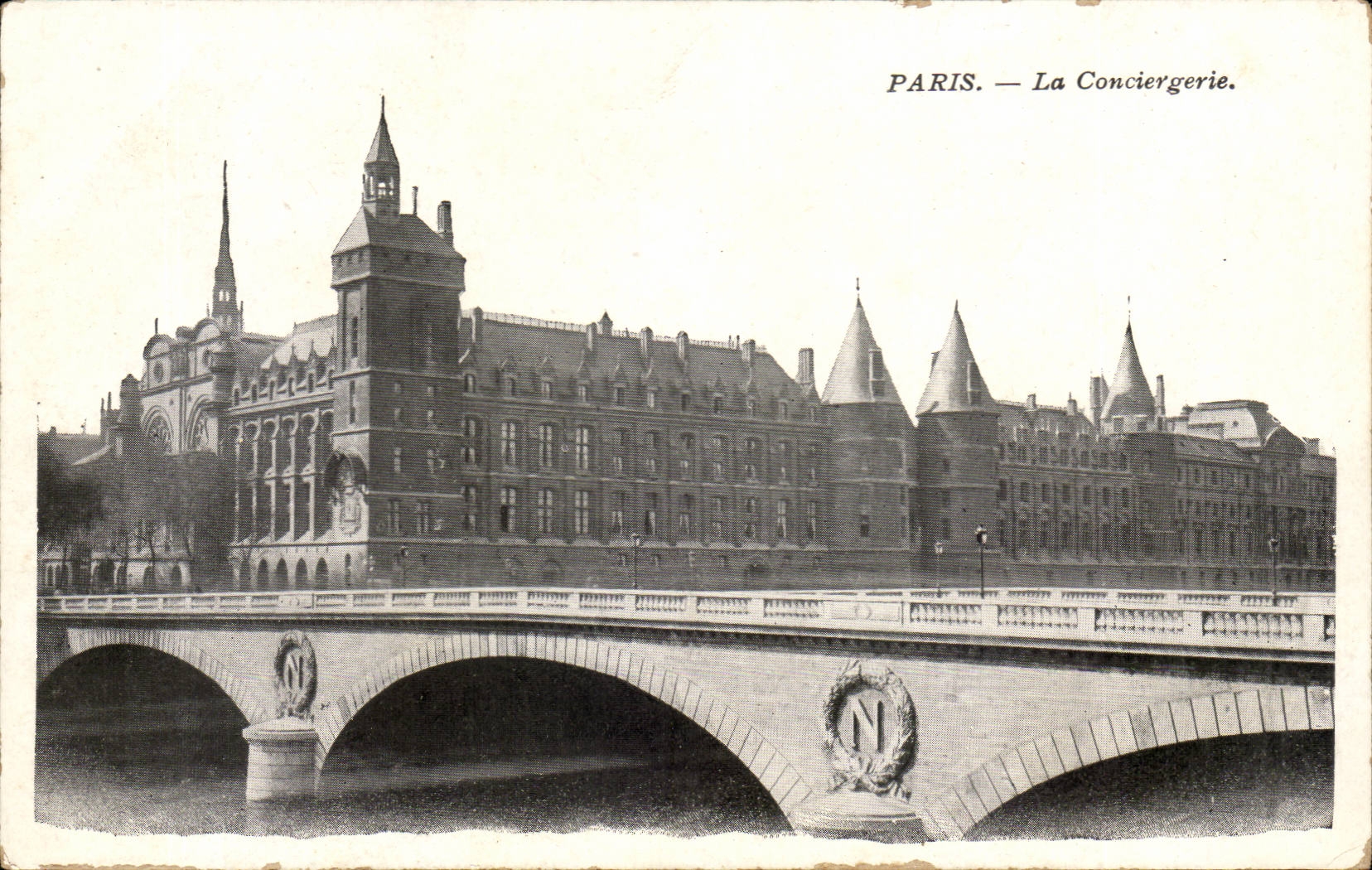 Paris CPA la conciergerie