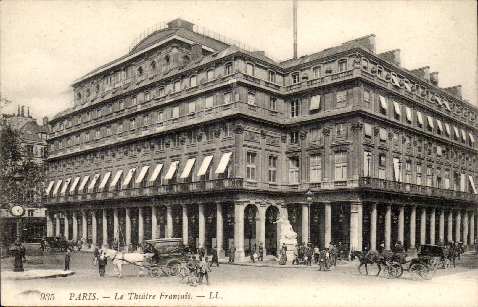 Paris CPA Le Theatre francais