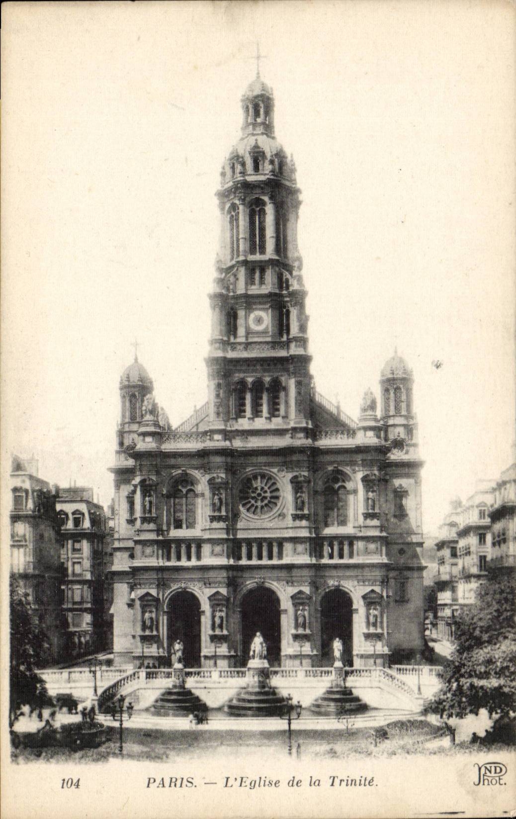 Paris CPA L'eglise de la Trinite