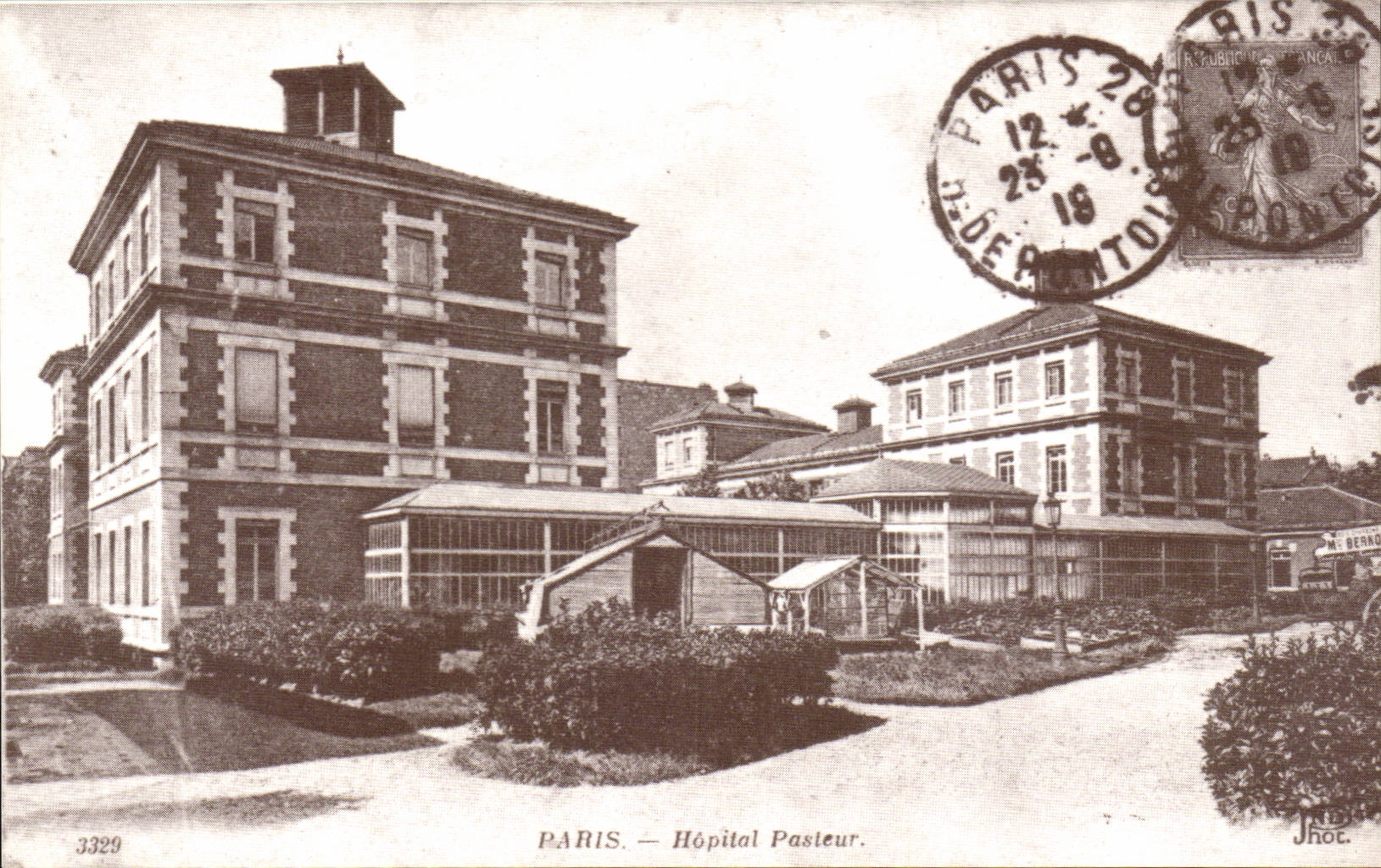 REPRODUCTION Paris CPA Hopital Pasteur