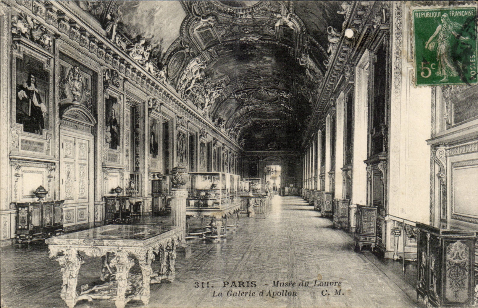 Paris CPA Musee du Louvre La galerie d'Apollon