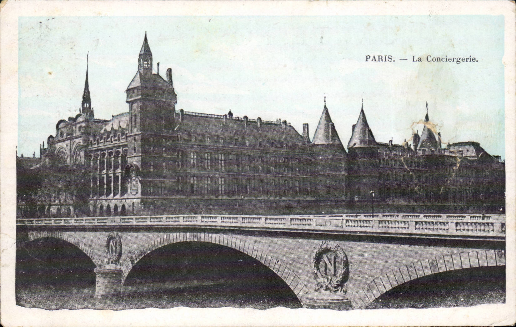 Paris CPA La conciergerie Tribunal de commerce Palais de Justice Conciergerie