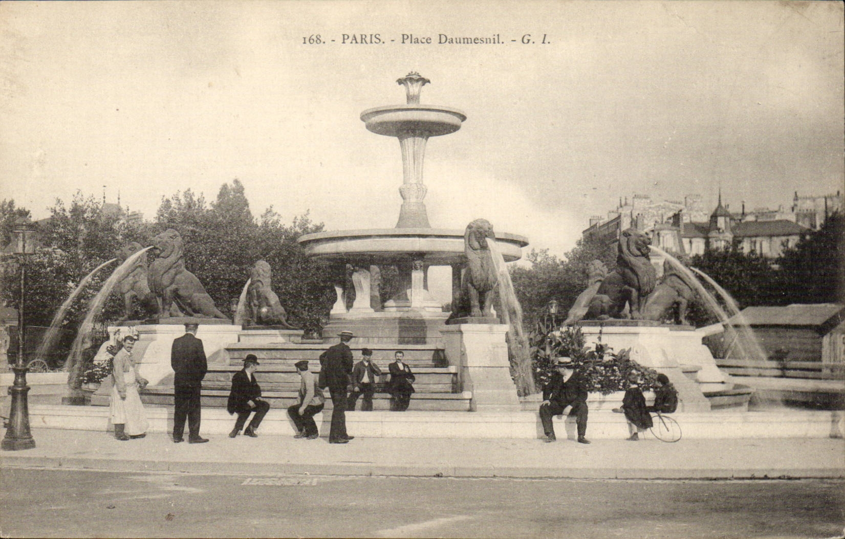 Paris CPA Place Daumesnil (lion lions)