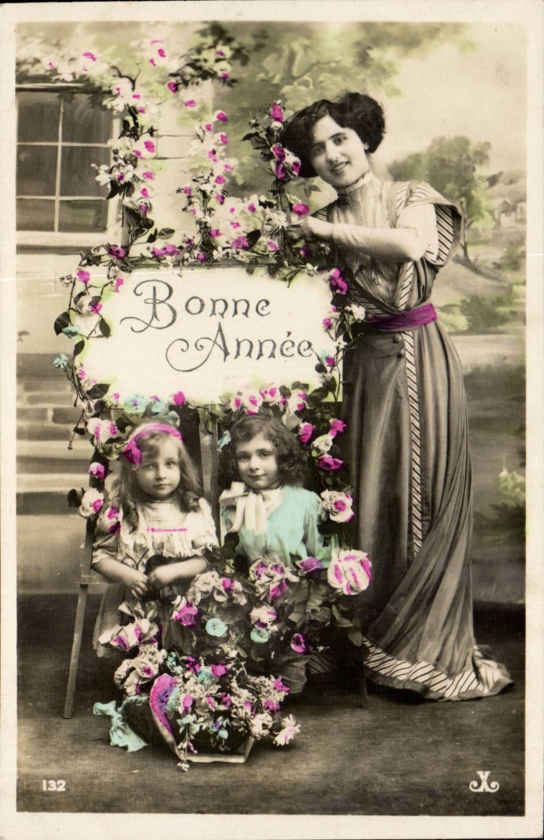 CPA Fantasy Woman and Children Happy New Year