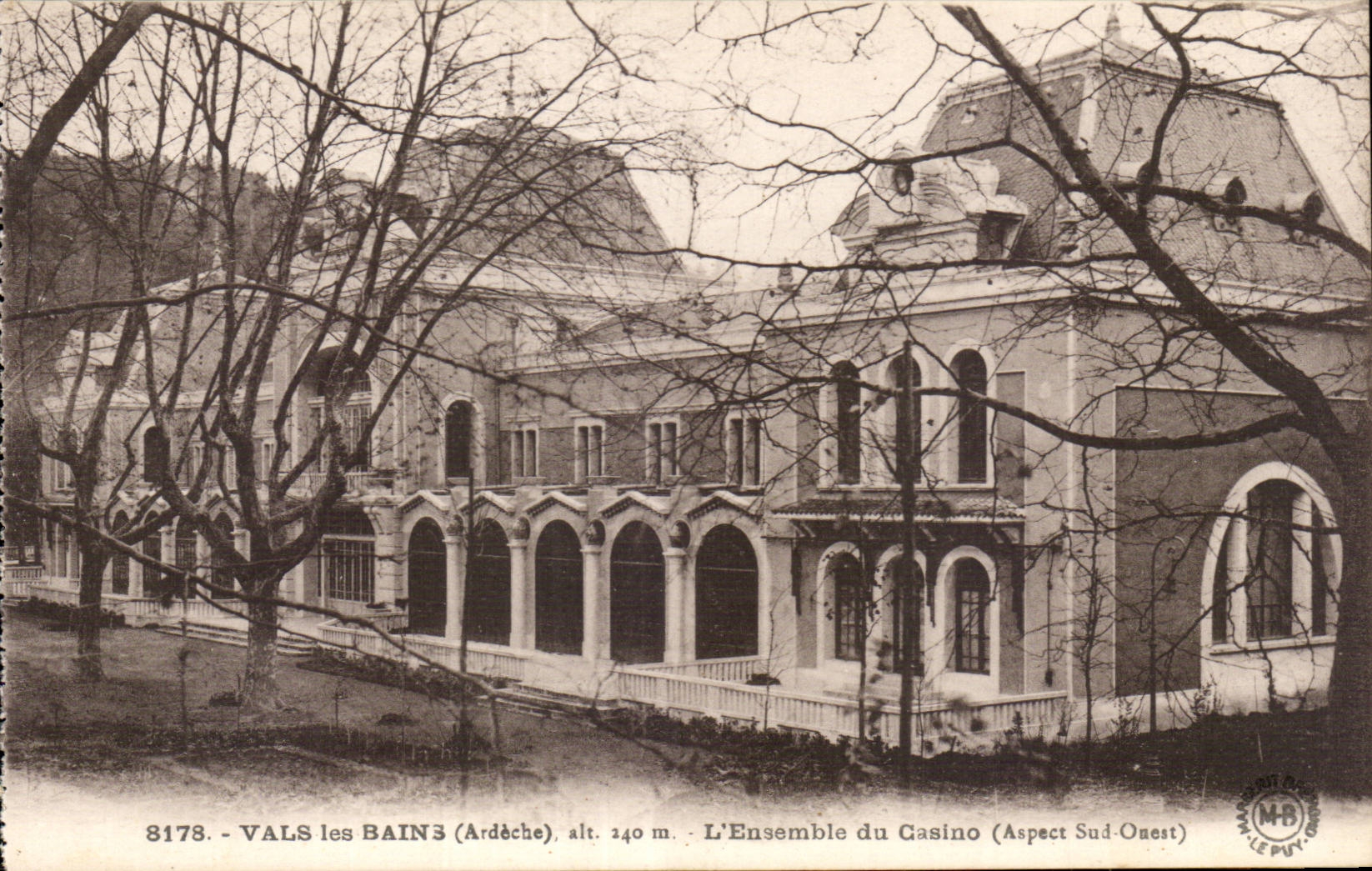 CPA Valleys les Bains the whole of the casino