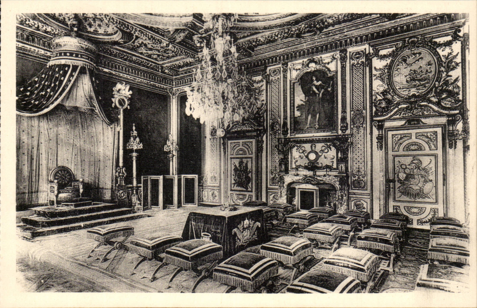 Fontainebleau - the Castle - Throne room - CPA