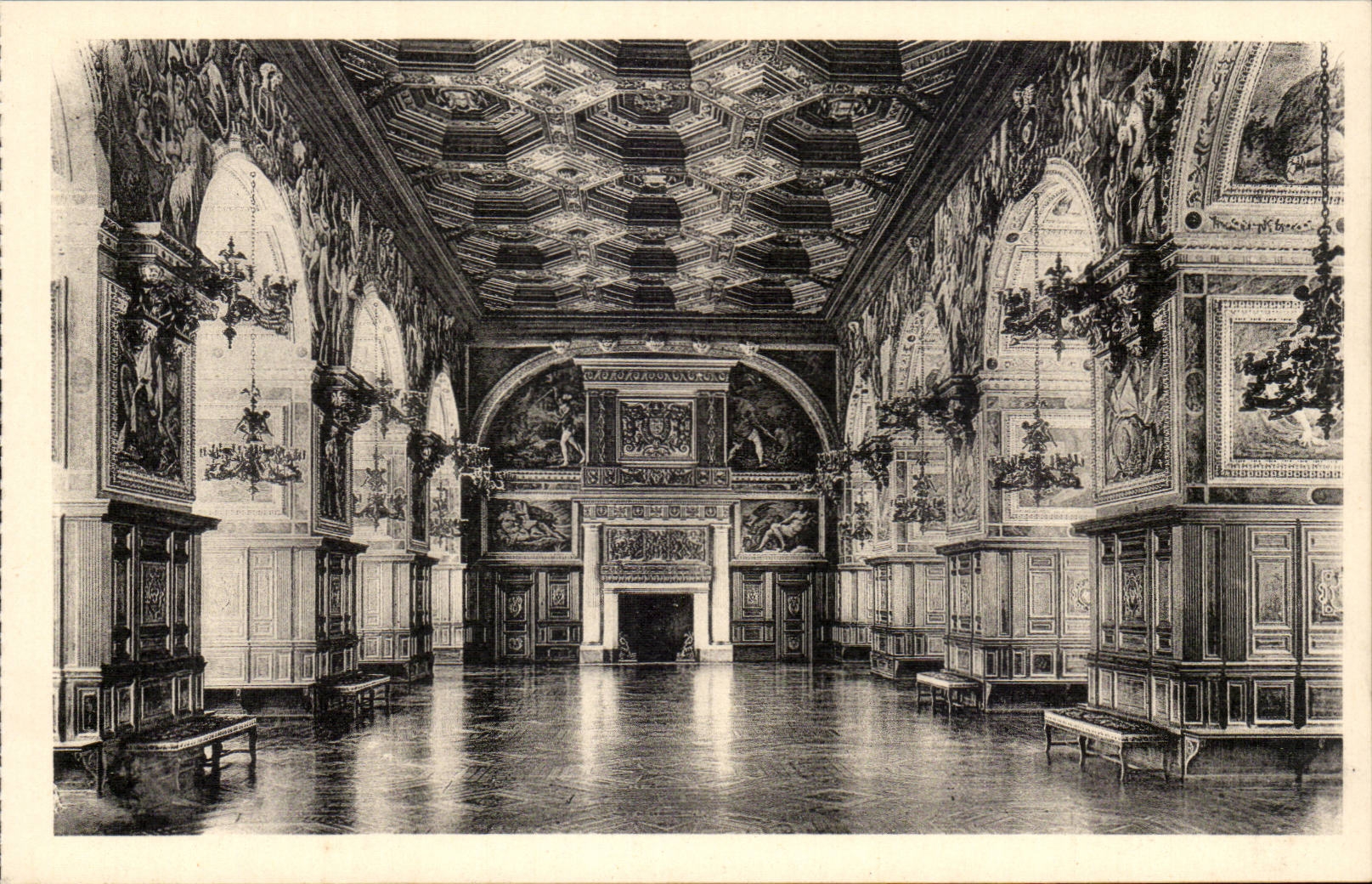 Fontainebleau - the Castle - Gallery Henri II - CPA