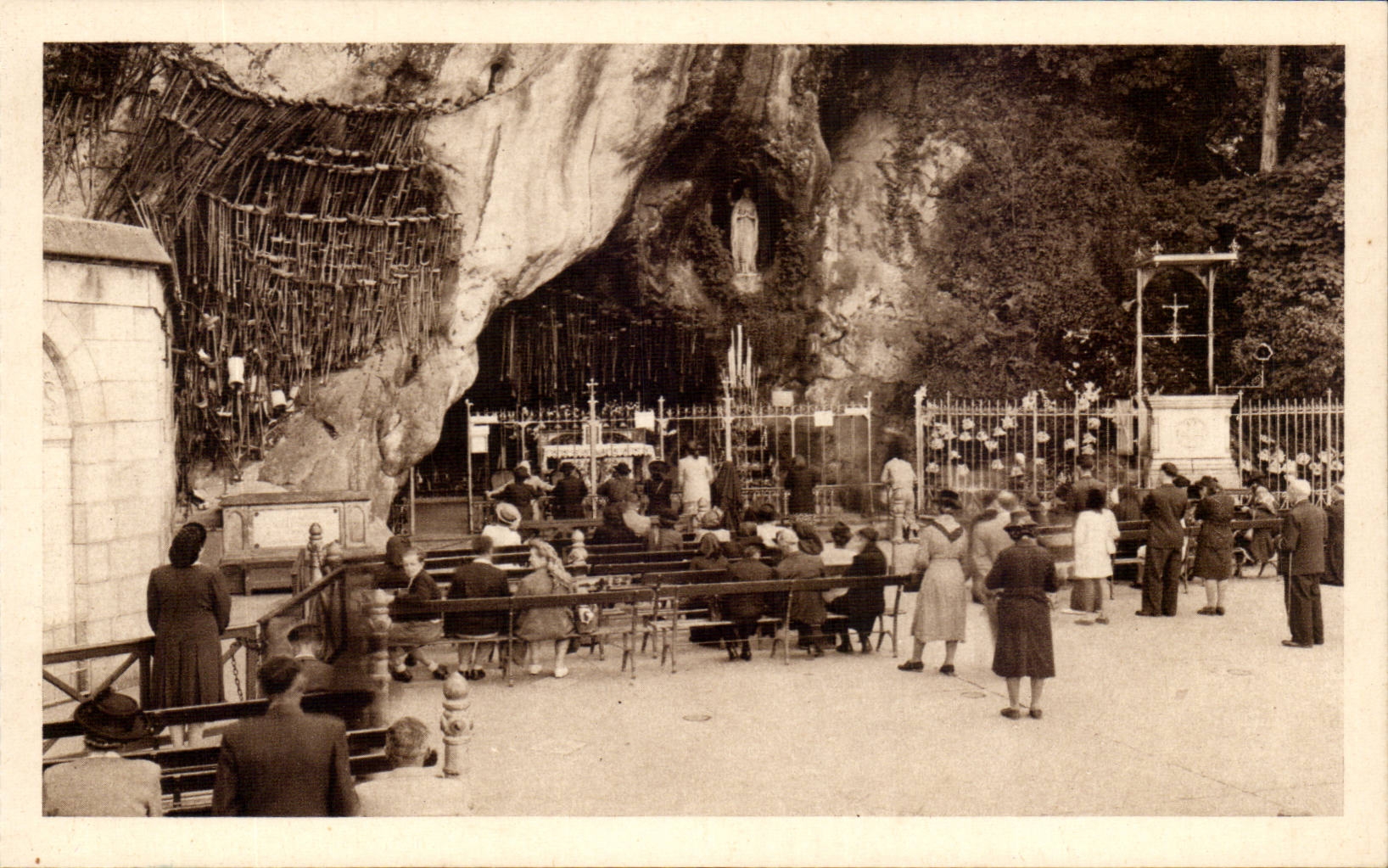 Lourdes - the Cave - CPA